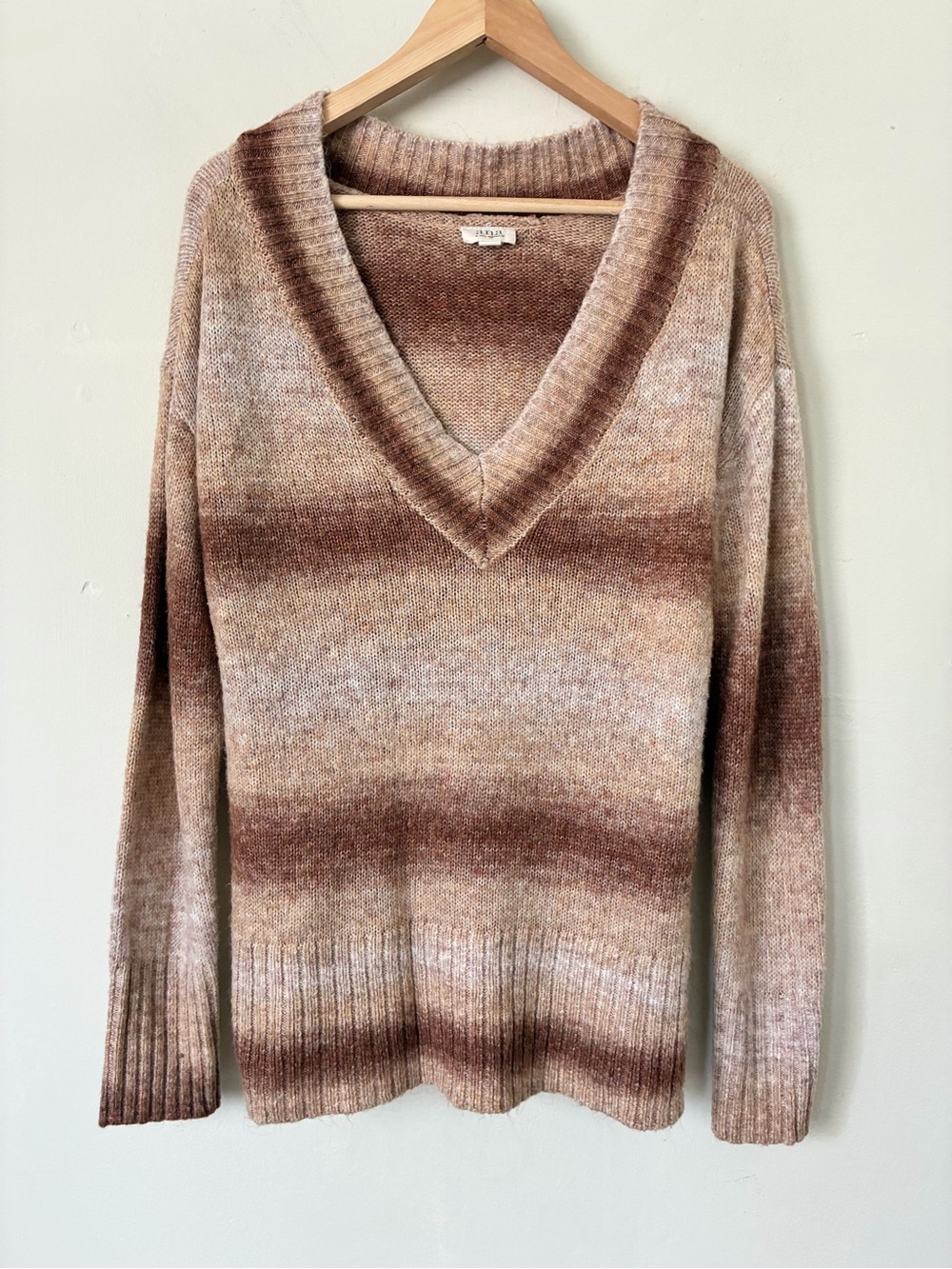 a.n.a V-Neck Sweater in Brown and Tan